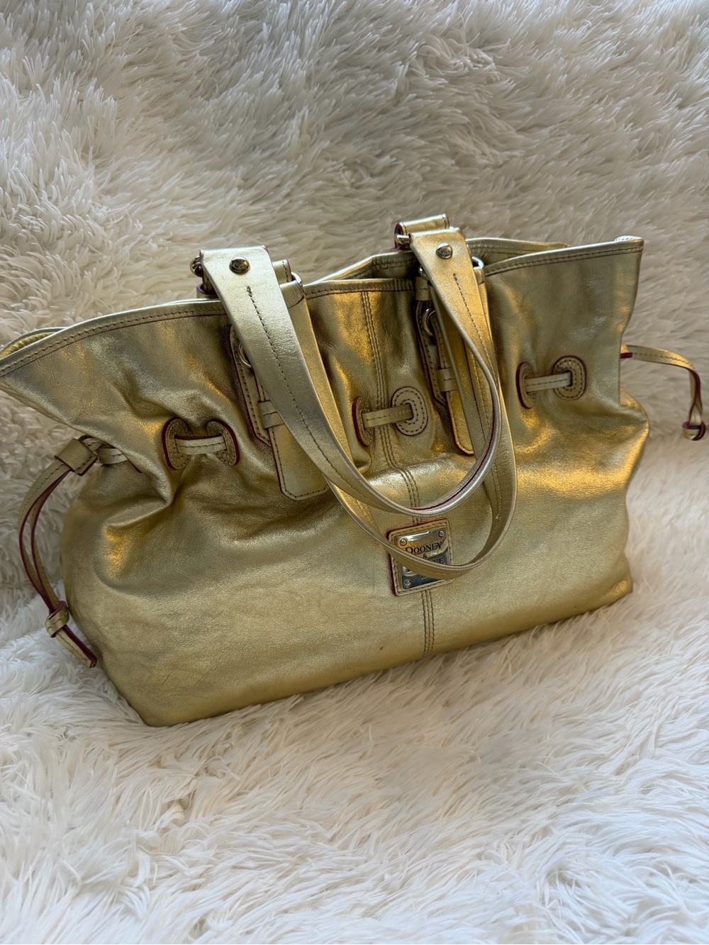 Dooney & Bourke Rare Metallic Gold Leather w/ Drawstring Shoulder Bag - Picture 2 of 15